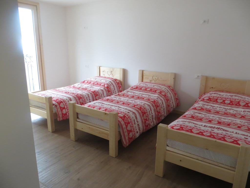 Olimpic Hostel Schilpario Zewnętrze zdjęcie