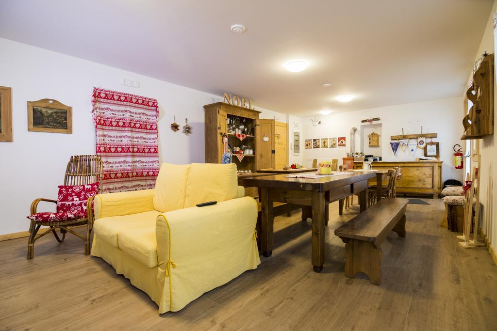 Olimpic Hostel Schilpario Zewnętrze zdjęcie